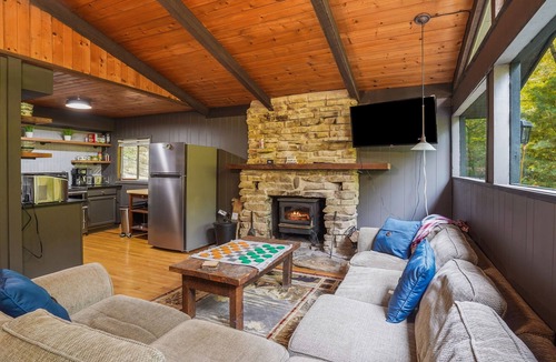 Rockbridge Cabin | Chicory Cliffs | Hocking Hills, Views, Hot Tub