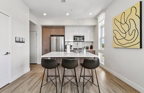 Highland Condo | Chilltop Lounge | 1BR LoHi Loft | Garage | Patio + Dog-Friendly