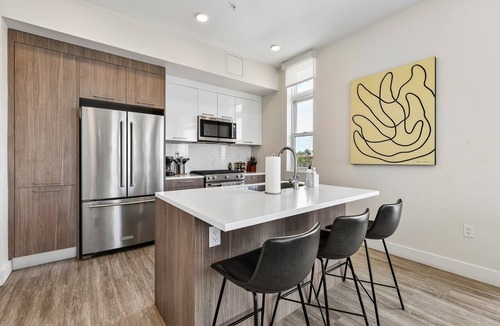 Highland Condo | Chilltop Lounge | 1BR LoHi Loft | Garage | Patio + Dog-Friendly