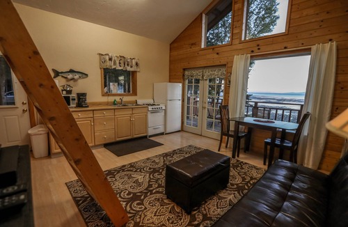 Kalifornsky Cabin | 'Chisik Cabin' Waterfront/Sunset Views