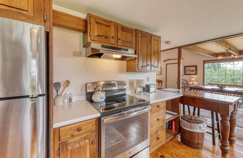 Whitefield House | Classic & quiet New England home on gorgeous property with screened porch