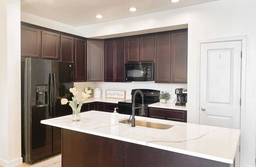 Midvale Villa | Clean and open remodeled luxury townhouse!
