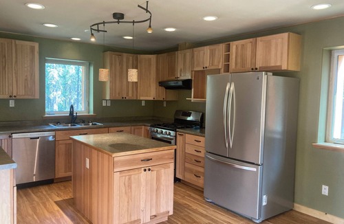 Tok Cabin | Cloudberry Cabin
