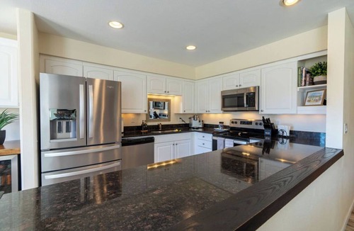 Downtown Leavenworth Condo | Coco's Casita - All pools & hot tubs OPEN! 10 Minute Walk to Town