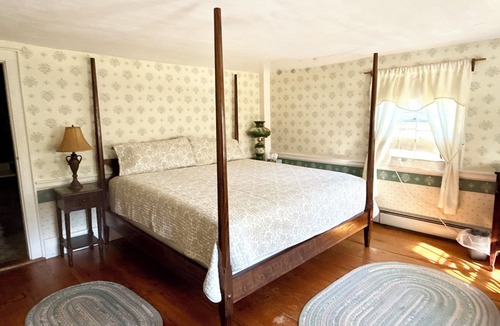 Campton Bed & Breakfast | Colonel Spencer Inn
