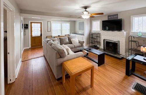 Candler House | Colorful Cove
