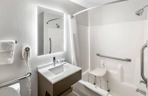 Mount Vernon Hotel | Comfort Inn Mount Vernon Downtown