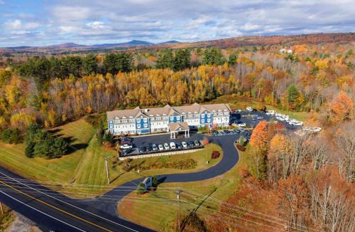 Wilton Hotel | Comfort Inn & Suites Wilton