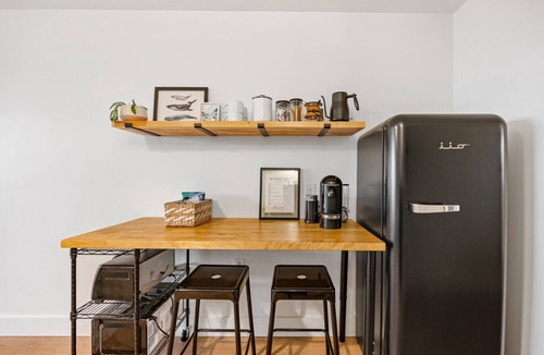 Juneau Apartment | Comfort, Style & Views | Steps to Tours & Eats