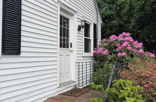 Foxboro House | Comfortable 4 Bed Home close to Gillette