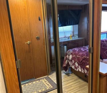 Sunshine Other | Comfortable and cozy RV