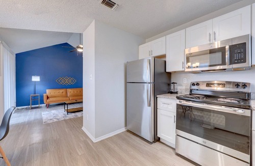 Milwood Apartment | Comfy 2BD Apt | Austin Texas
