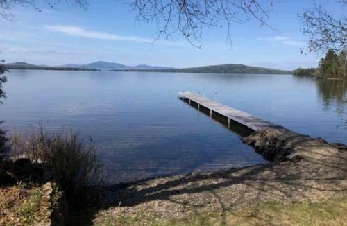 Greenville House | Comfy Lakefront Cabin with Gorgeous Views, Private Dock & Pebble Beach