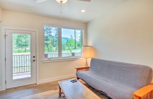 Lakeside Village House | Condo 2 Mi to Keystone Resort: Relax Fireside!