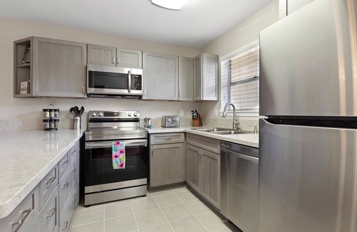 Waikoloa Village Condo | Convenient condo in Waikoloa with pool/jacuzzi
