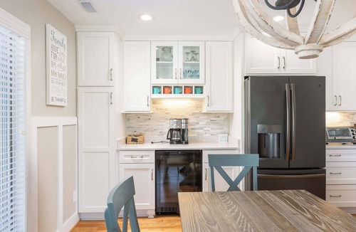 Corolla Light House | Corolla Light Villa with Hot Tub, Amenities Access!