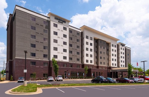 Paw Creek Hotel | Courtyard by Marriott Charlotte Northlake