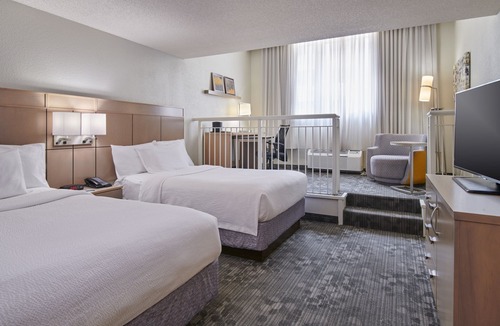 Downtown Columbus Hotel | Courtyard by Marriott Columbus Downtown