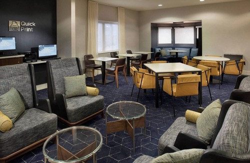 Winston - Salem Hotel | Courtyard by Marriott Winston-Salem University