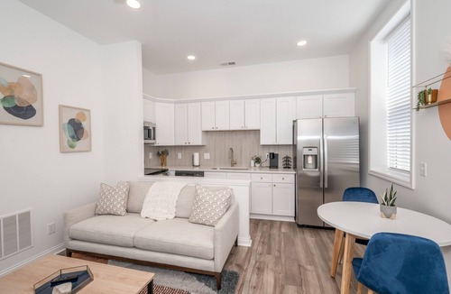 Covington Condo | Covington Charm 202 | Minutes from DT Cinci!