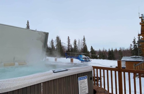 Palmer Bed & Breakfast | Cowboy's Corral @ Alaska Knotty Pine B&B ~ Hot Tub & Sauna