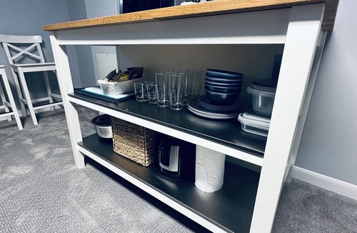 Northglenn Apartment | Cozi Basement Suite 15 min away from Denver Downtown