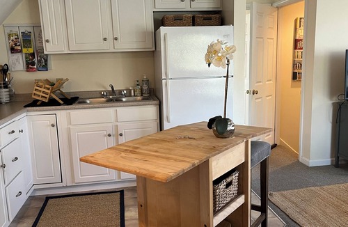 Hampton Apartment | Cozy 1-bedroom apartment with AC, WiFi in serene Hampton