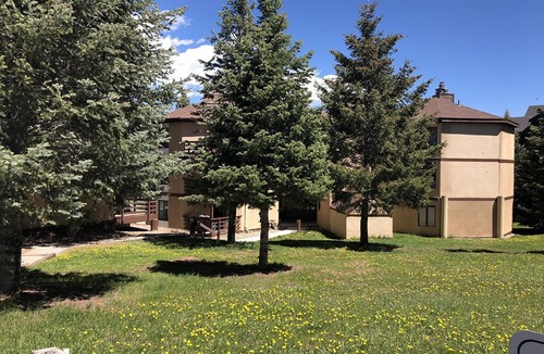 Angel Fire Condo | Cozy 2/2 Condo 2 Blocks From the Bike/ski Resort and Lifts