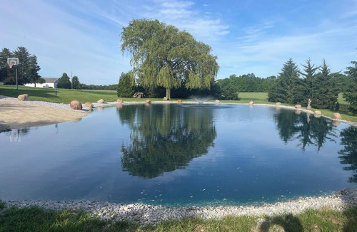 Upper Sandusky House | Cozy 2-bedroom barn in welcoming Upper Sandusky with AC
