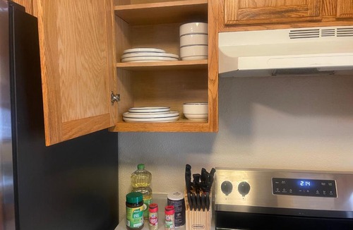 Artesian Village Apartment | cozy 3 bedroom apartment 5207 chena avenue