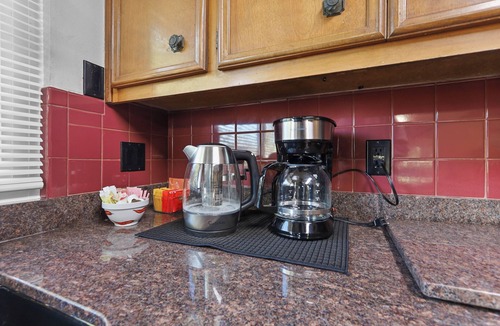 Marshall Ford House | Cozy 3BR Retreat Near Lake Travis!