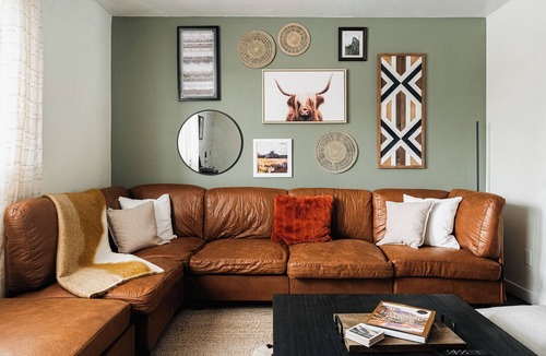 Lamar Heights Area House | Cozy 4-bedroom National Park themed house with gym + hot tub in Arvada