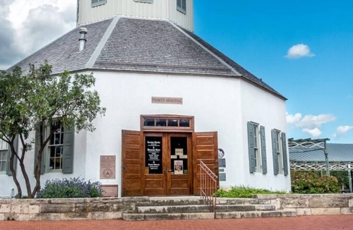 Dripping Springs Apartment | Cozy apartment outside of town - close to ALL of the best the area has to offer