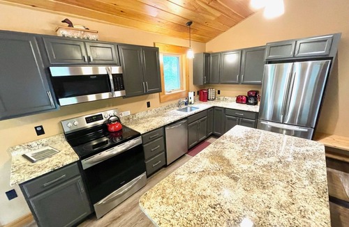 Intervale Cabin | Cozy Bartlett Cabin | Firepit, Near N Conway