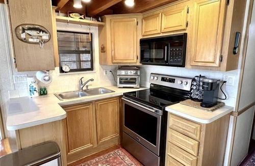 Breckenridge Ski Chalet | Cozy chalet on the Swan River at Tiger Run