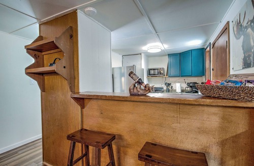 Blue Rock Springs Cabin | Cozy Creekside Cabin · Fireplace + Views