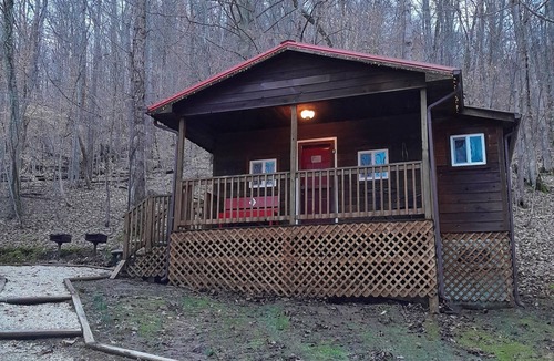 Stanton Cabin | Cozy & Efficient cabin w/river access. Pet Friendly!