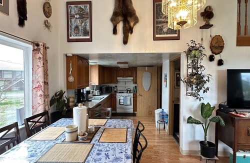 Clarks Point House | Cozy Fully Equipped 3BR 1BA Private House Self Check In-Out WiFi Washer Dryer