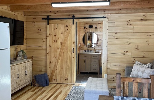 Logan Cabin | Cozy Hocking Hills Cabin on 20 private acres! Only 7 miles from State Park!