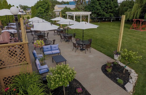 Marblehead Condo | Cozy Lake Erie B&B + Breakfast Near Lighthouse