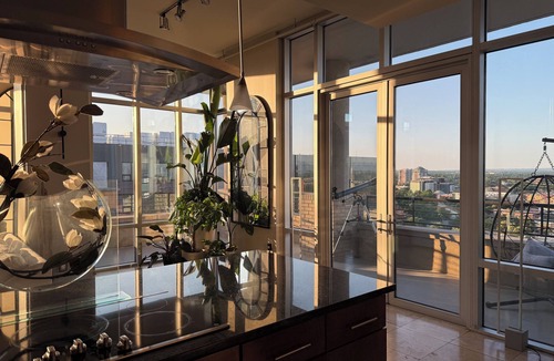 Civic Center Apartment | COZY LUXURIOUS UPSCALE 1-BEDROOM PENTHOUSE DOWNTOWN DENVER!