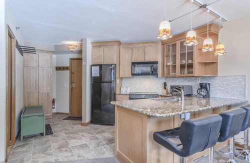 Winter Park Condo | Cozy Mountain Escape for families. With ski in/ski out, pool & hot tub access