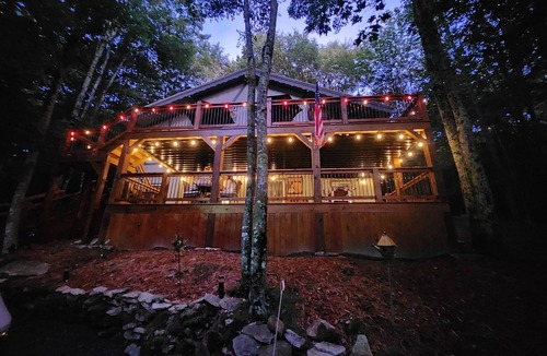 Charter Hills Cabin | Cozy Mountain Retreat