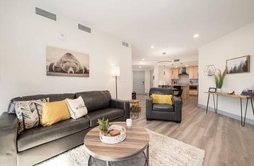 Winter Park Condo | Cozy Summer Getaway | Luxury Condo in Downtown