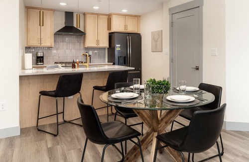 Winter Park Condo | Cozy Summer Getaway | Luxury Condo in Downtown