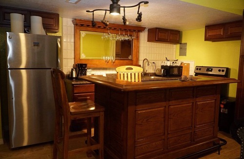 Gateway House | Cozy Walkout Basement Near Denver International Airport Bis.#2022-BFN-0022402
