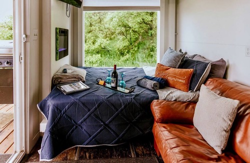 Monument Cabin | Creekside Container Glamping for a Nature Escape in Monument, Colorado