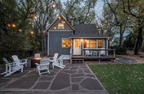 Broadmoor House | Creekside Firepit, Giant Chess, Outdoor Dining