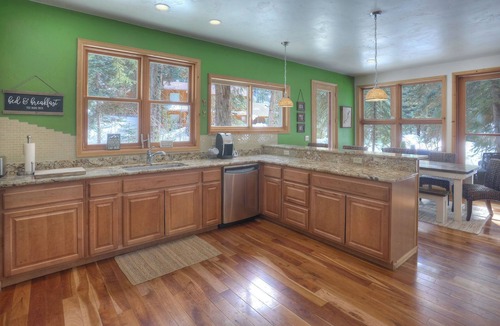 Durango House | Creekside Retreat Waterfront Home 20 Minutes from Downtown Durango