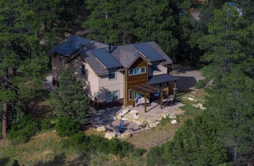 Durango House | Custom Home - 3 Acres - 9 Min to DGO - Hot Tub/Fire Pit/Ping Pong/Arcade Game